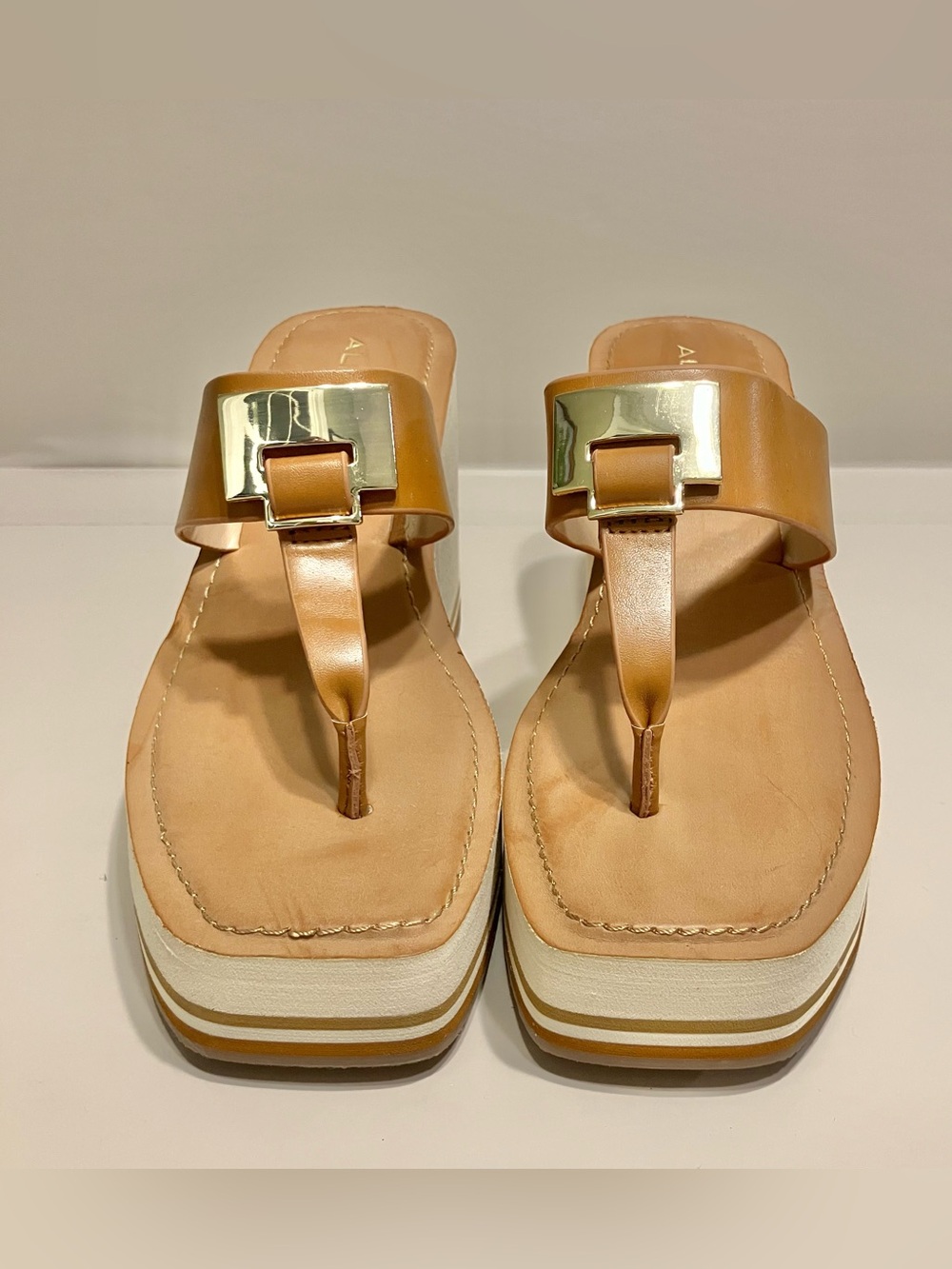 ALDO Acarenia wedge sandals cognac gold-tone accents platform wedge heel Sz 7.5 - Picture 2 of 14